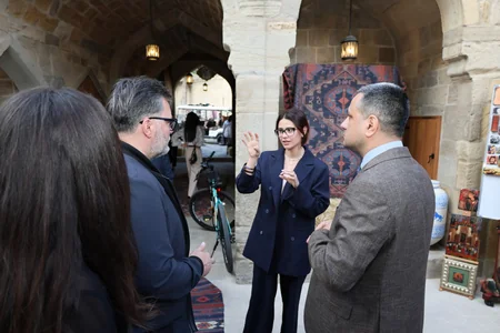 Bosnia and Herzegovina deputy PM visits Icherisheher