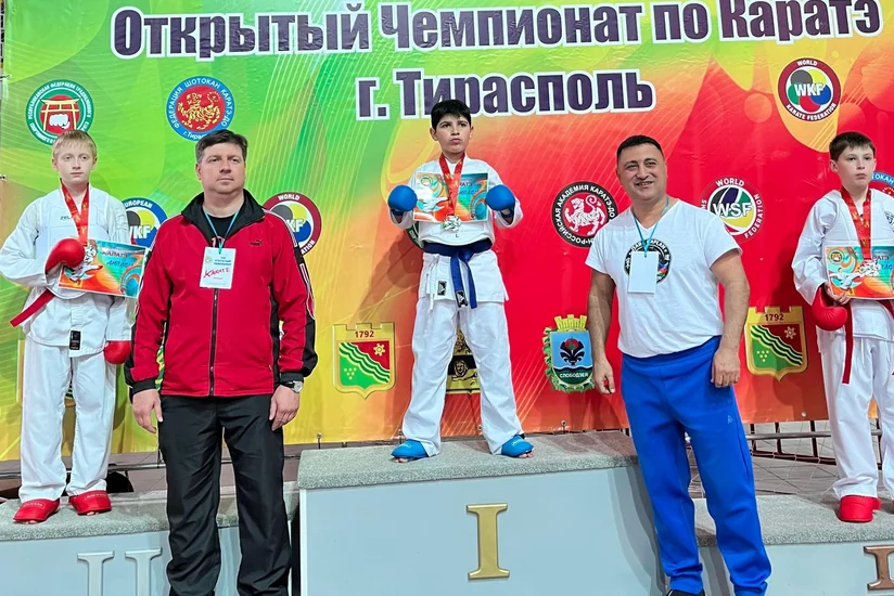 Azərbaycan karateçiləri Moldovada keçirilən beynəlxalq turnirdə 11 medal qazanıblar