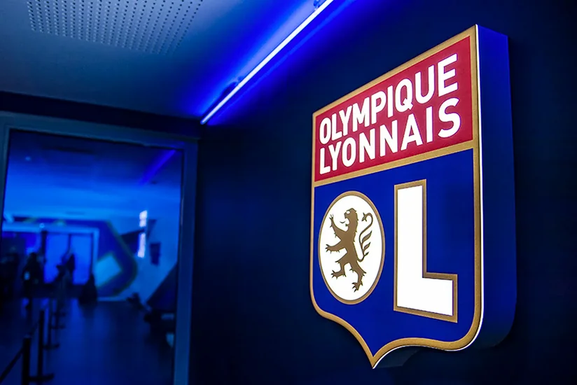 Fransanın Lion klubu maliyyə böhranının həlli üçün futbolçularını satışa çıxarmağı düşünür