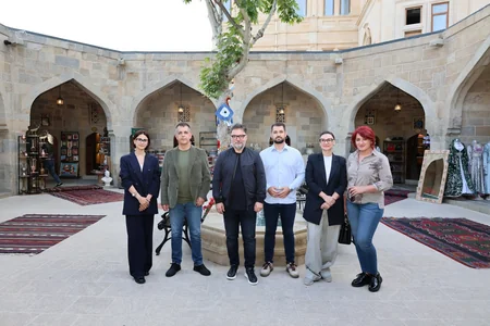 Bosnia and Herzegovina deputy PM visits Icherisheher