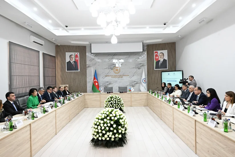 Ombudsman Aparatı ilə AHİK arasında Memorandum imzalanıb