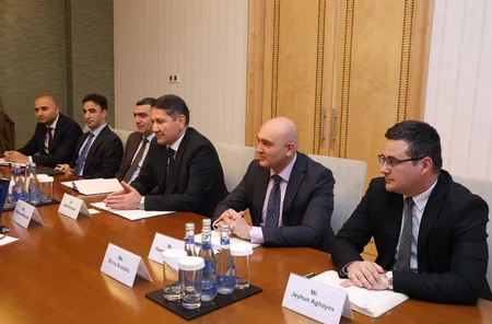Azərbaycan Dünya Bankı ilə proqram əsaslı büdcə yanaşmasına keçid perspektivlərini nəzərdən keçirib