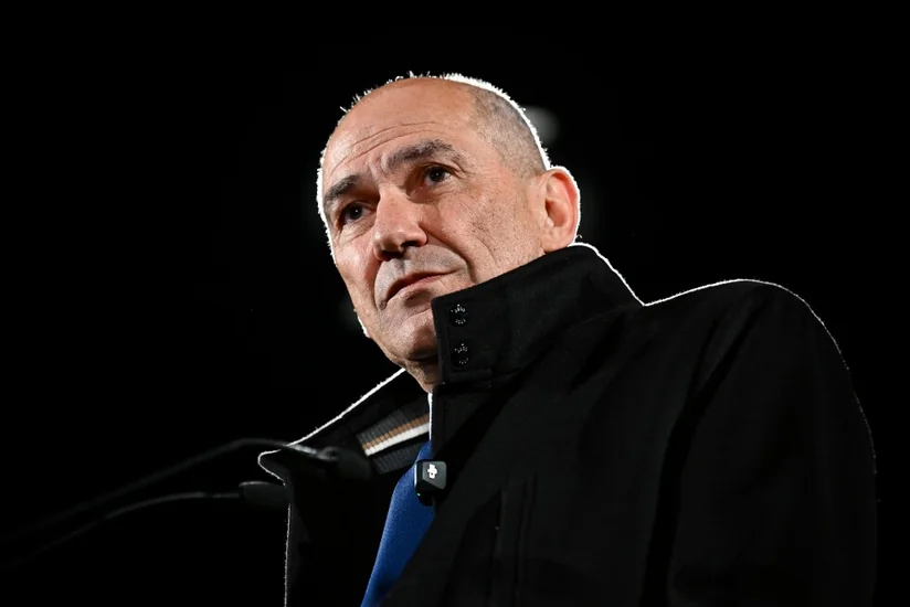 Янез Янша принес присягу в качестве премьера Словении