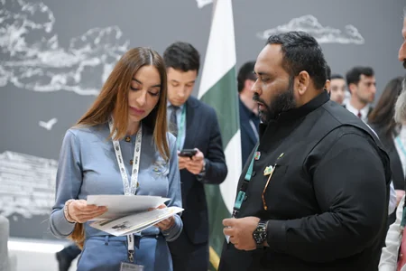 Leyla Əliyeva və Arzu Əliyeva Urban Expo sərgisi ilə tanış olublar