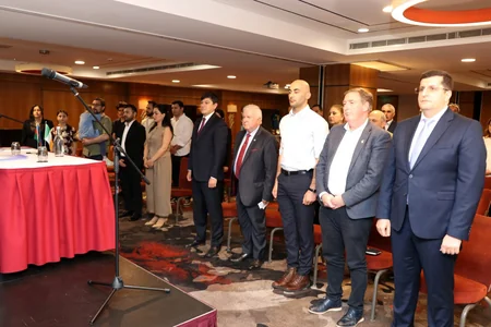 Fuad Muradov Dublində Azərbaycan icması ilə görüşüb