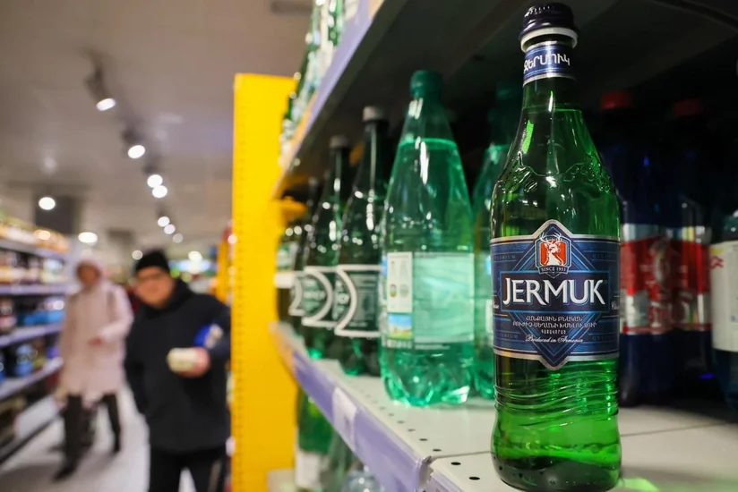 В РФ заблокирована продажа 37 млн бутылок минеральной воды Джермук из Армении