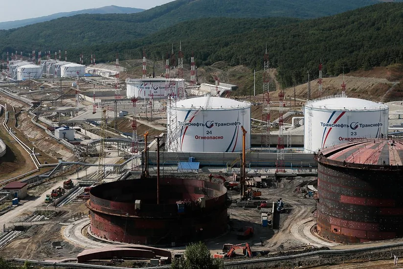 Ukrayna Rusiyada neft terminalı və bazasına hücum edib