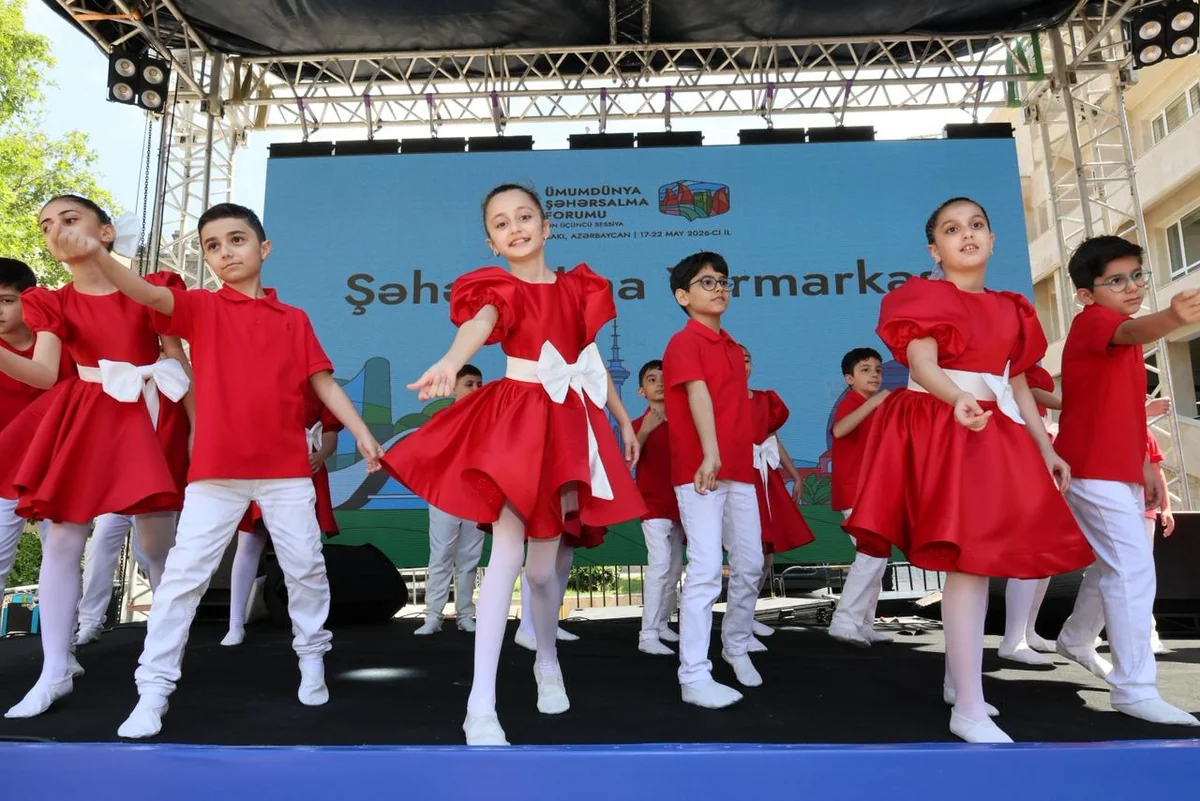 WUF13 çərçivəsində İçərişəhərdə müxtəlif mədəniyyət və əyləncə proqramları təşkil olunub