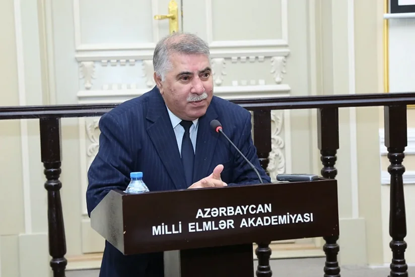 Nadir Məmmədli: Azərbaycan dilinin dövlət statusunun yeni standartları hazırlanmalıdır