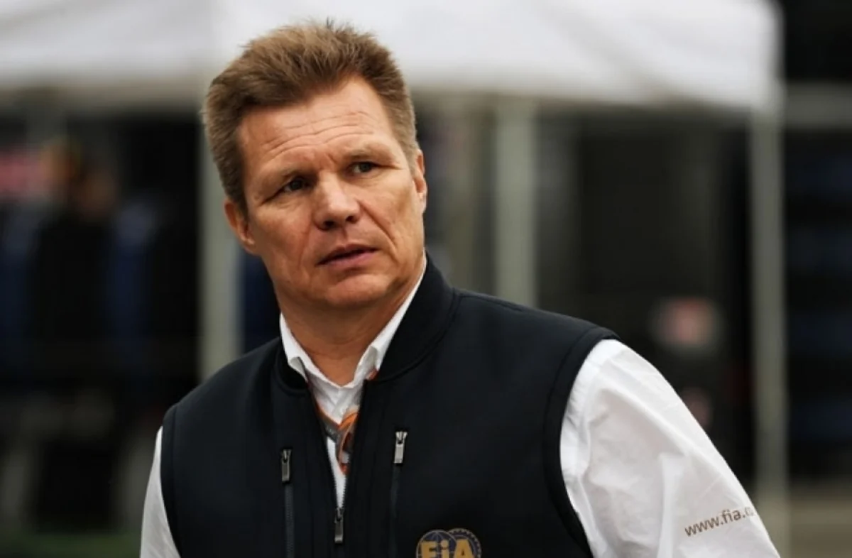 Formula 1in sabiq pilotu Mika Salo Banqkokda bıçaqlanıb