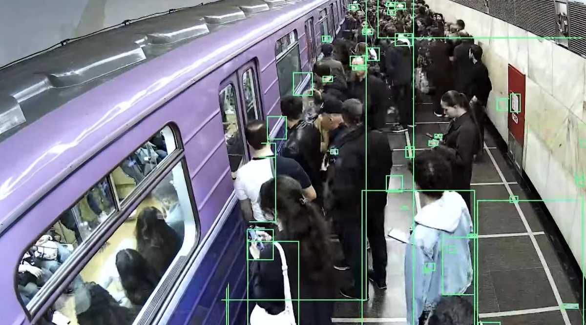 Bakı metrosu sərnişinlərin hərəkətinə süni intellektlə nəzarət etməyə başlayıb