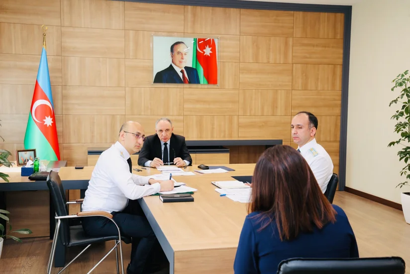 Kamran Əliyev Qaradağ rayonunda vətəndaşları qəbul edib