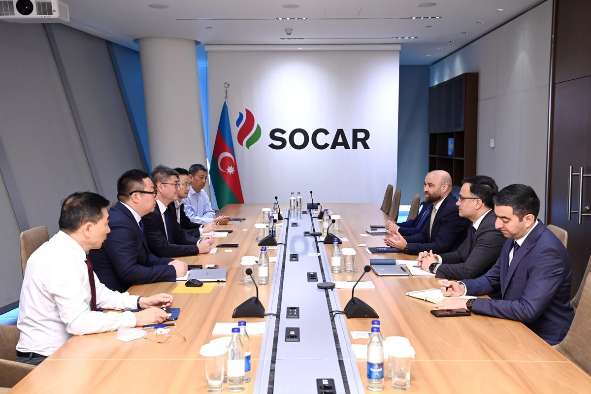 SOCAR, Chinese company discuss cooperation in Absheron field