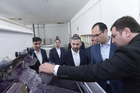 Məcnun Məmmədov Neftçalada balıqçılıq müəssisəsinin fəaliyyətilə tanış olub