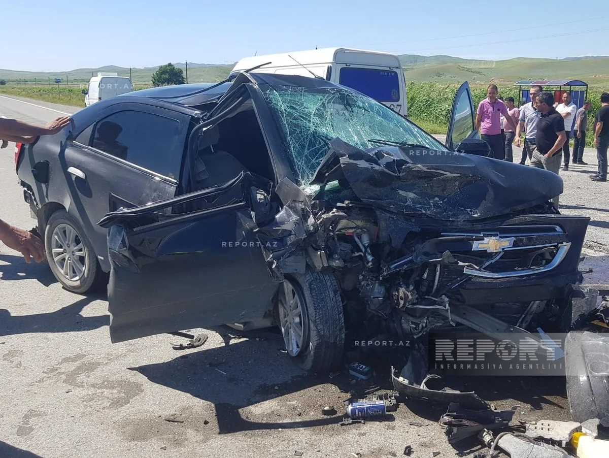 Göyçayda yol qəzasında xəsarət alanların son durumu açıqlanıb - YENİLƏNİB