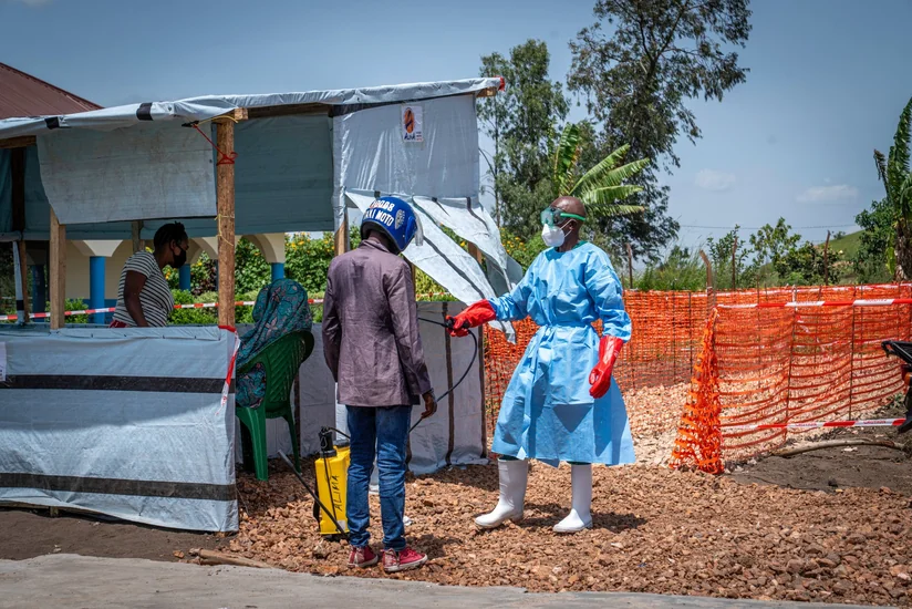 Hindistanda dörd nəfər Ebola virusuna yoluxma şübhəsi ilə təcrid olunub