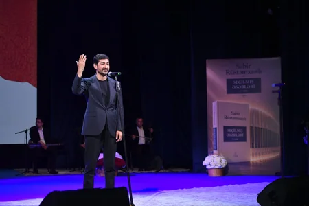 Sabir Rüstəmxanlının 80 illik yubileyi münasibətilə ədəbi-bədii gecə keçirilib