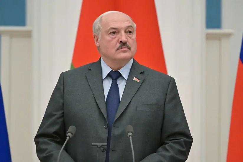 Lukaşenko Makronun nümayəndəsinin yaxın zamanda Minskə səfər edəcəyini bildirib