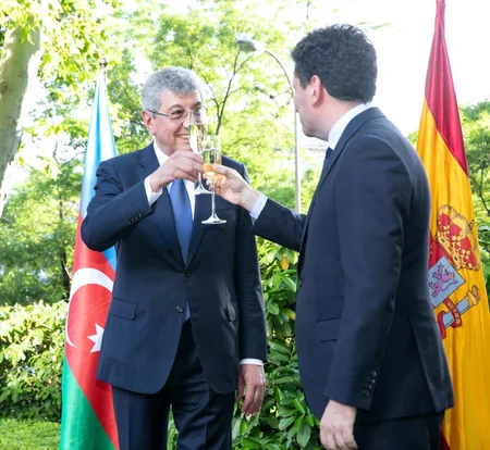 Azerbaijan's Independence Day marked in Madrid