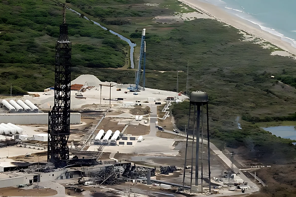 AP: Blue Origin raketinin partlamasından sonra kosmodroma ciddi ziyan dəyib