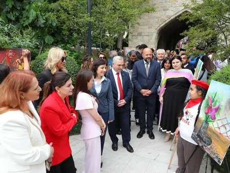 İçərişəhərdə Qarabağ Mədəniyyət Xəritəsi - Hər Rayonun Öz Səsi festivalının açılışı olub