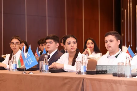 Uşaqların Beynəlxalq Müdafiəsi Gününə həsr olunmuş konfrans keçirilib