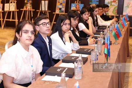 Uşaqların Beynəlxalq Müdafiəsi Gününə həsr olunmuş konfrans keçirilib