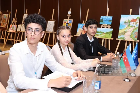Uşaqların Beynəlxalq Müdafiəsi Gününə həsr olunmuş konfrans keçirilib