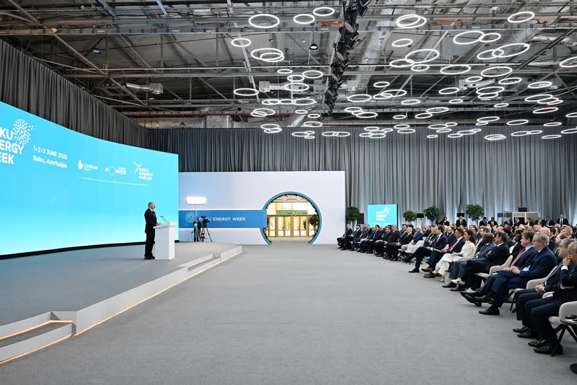 İlham Əliyev Bakı Enerji Həftəsinin iştirakçılarına müraciət ünvanlayıb