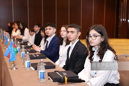Uşaqların Beynəlxalq Müdafiəsi Gününə həsr olunmuş konfrans keçirilib