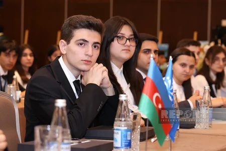 Uşaqların Beynəlxalq Müdafiəsi Gününə həsr olunmuş konfrans keçirilib
