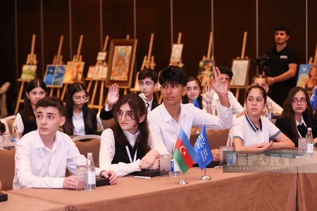 Uşaqların Beynəlxalq Müdafiəsi Gününə həsr olunmuş konfrans keçirilib