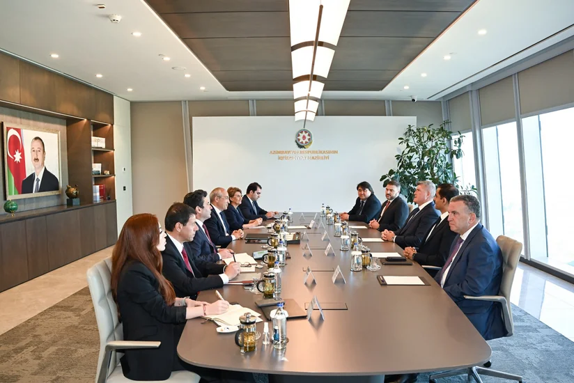 Azərbaycan Chevronla karbonsuzlaşma layihələrini müzakirə edib