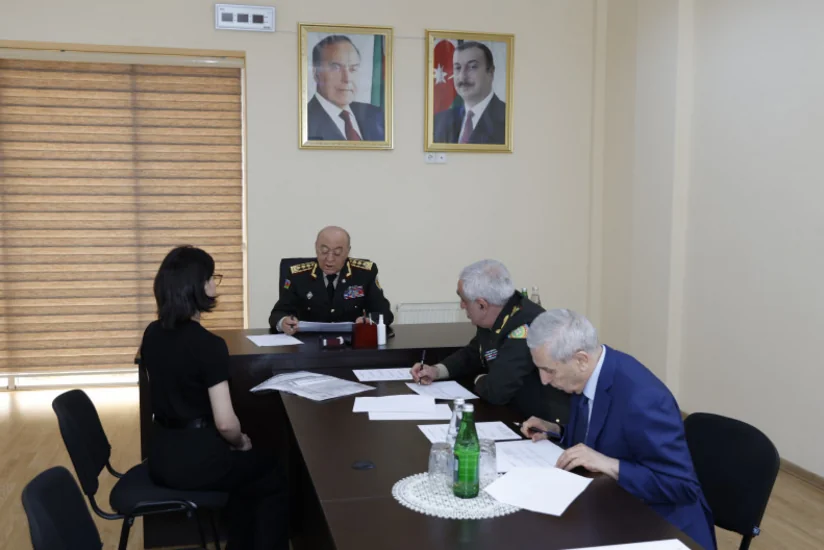 Kəmaləddin Heydərov Xırdalanda vətəndaşları qəbul edib