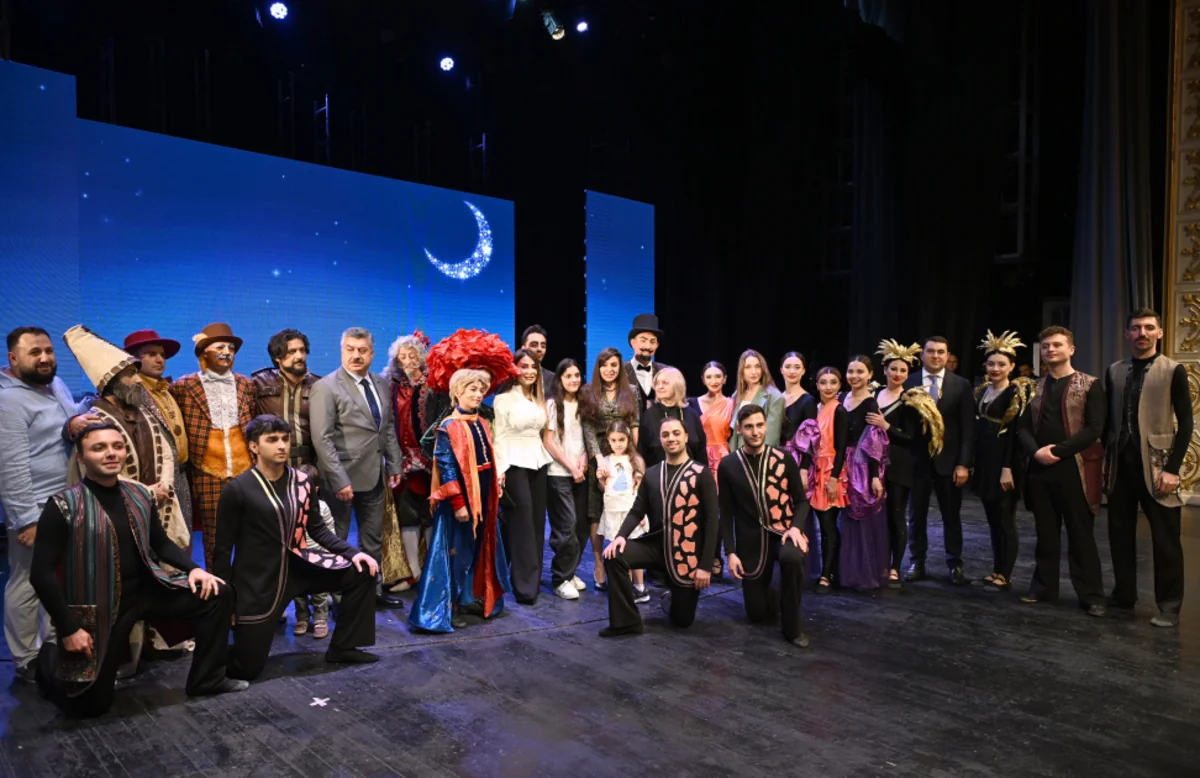 Akademik Musiqili Teatrda Balaca şahzadə tamaşası nümayiş olunub