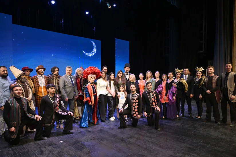 Akademik Musiqili Teatrda Balaca şahzadə tamaşası nümayiş olunub