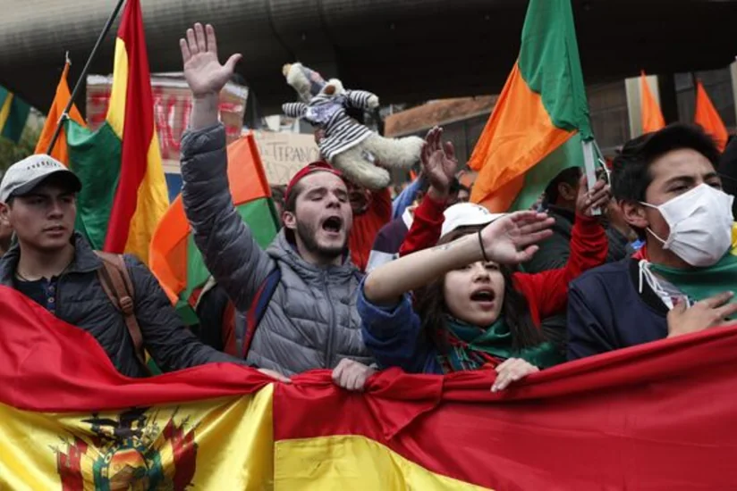 Boliviyanın müdafiə naziri etirazlar fonunda istefa verib