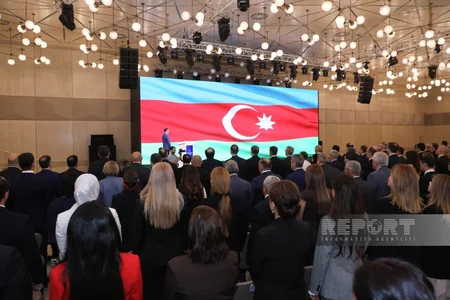 Vətəndaş sağlamlığına rəqəmsal qayğı: Tibbi Rəqəmsal Əkiz Sistemi təqdim olunub