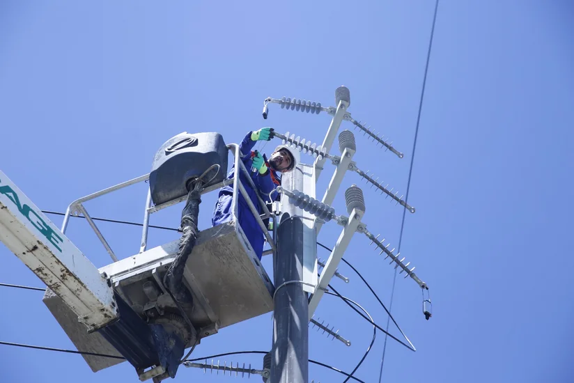 Xaçmazda əhalinin fasiləsiz elektrik enerjisi ilə təminatı istiqamətində işlər davam etdirilir