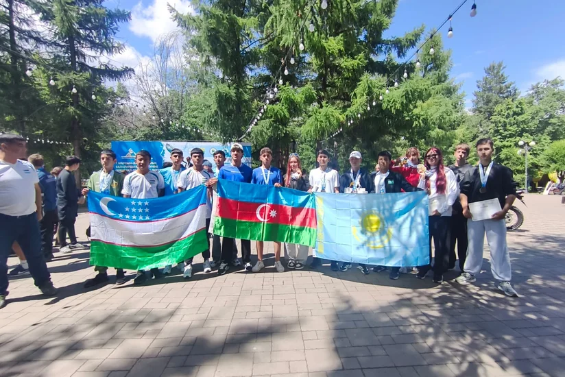 Azərbaycan avarçəkənləri Uralsk reqatasını medallarla başa vurublar