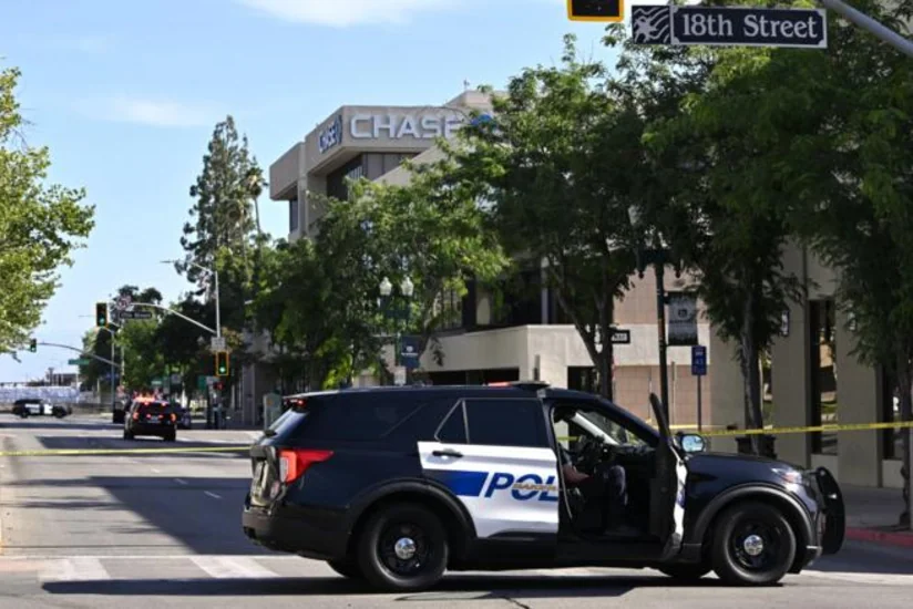 2 hostages released after man barricaded himself inside California bank with others, police say