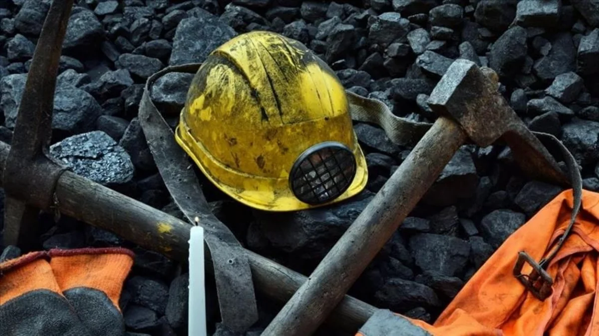 В Кыргызстане горняки погибли в результате выброса газа на шахте