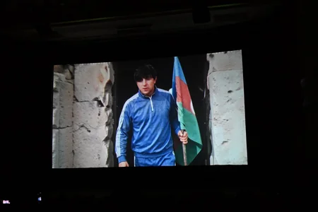 Natiq Qasımova həsr edilmiş Düşmənə qarşı tək filminin təqdimatı keçirilib