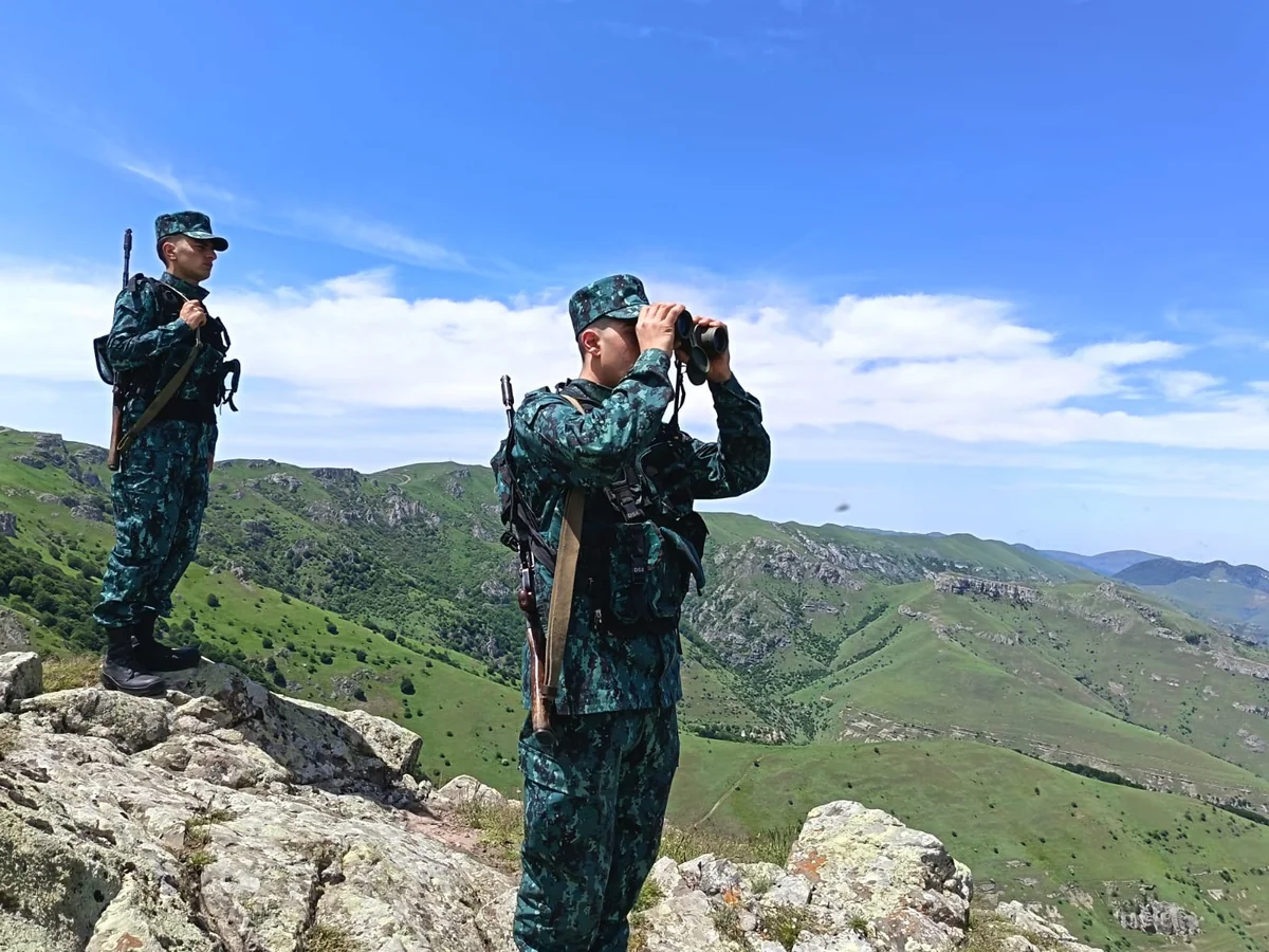 Sərhədçilərin qanuni tələblərinə məhəl qoymayan sərhəd pozucusuna silah tətbiq edilib
