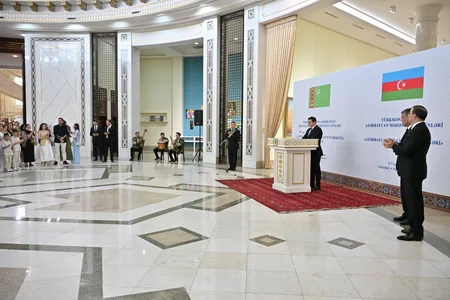 Exhibition of Azerbaijani decorative and applied arts underway in Turkmenistan
