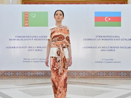 Exhibition of Azerbaijani decorative and applied arts underway in Turkmenistan