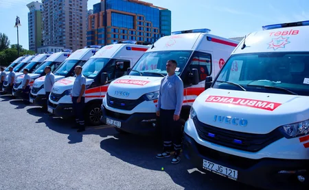 Regionlara 25 yeni ambulans və reanimobil təhvil verilib