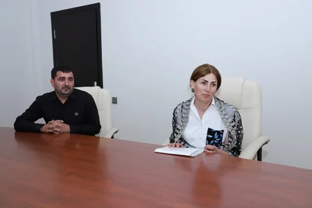 Mürsəl İbrahimov Ağsuda vətəndaşları qəbul edib