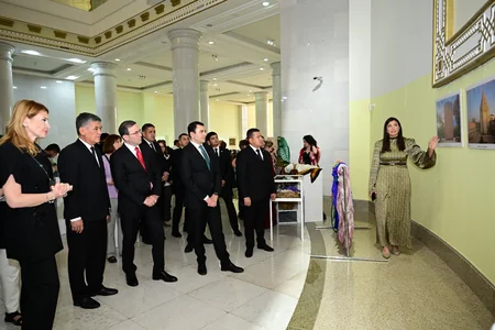 Exhibition of Azerbaijani decorative and applied arts underway in Turkmenistan