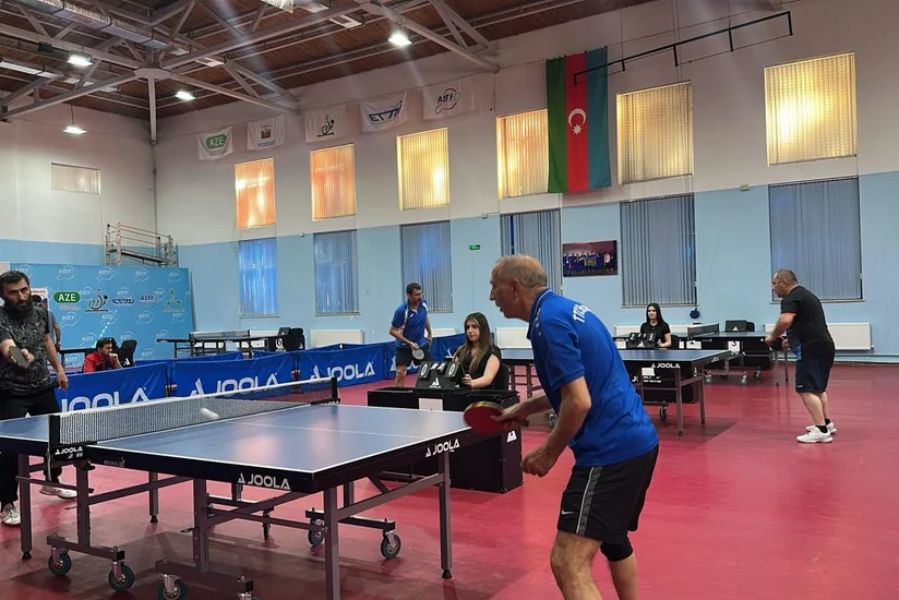 Bakıda veteran stolüstü tennisçilərin ölkə çempionatına start verilib